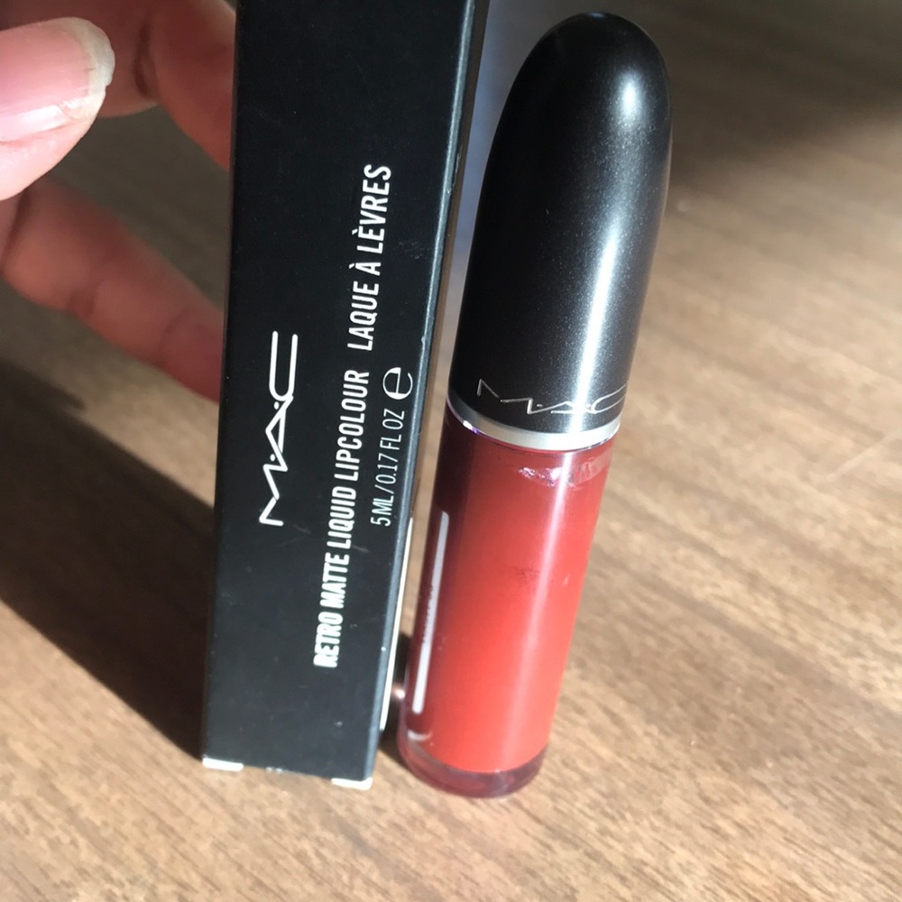 MAC Retro matte liquid lipcolour 🖤